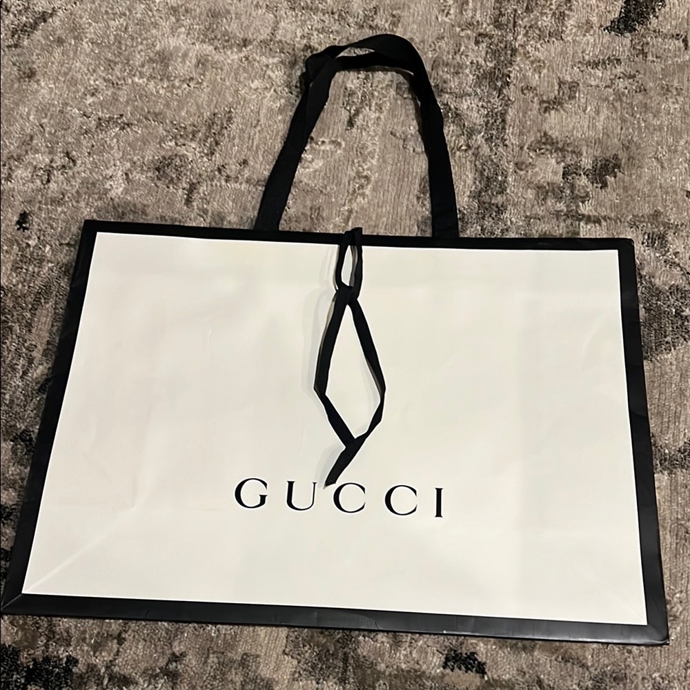 Gucci White and Black Shopping Bag